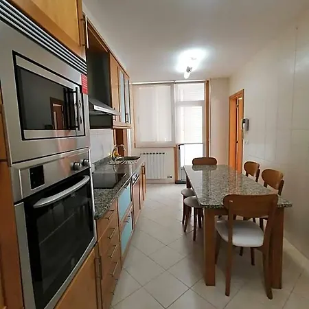Apartamento T3 *